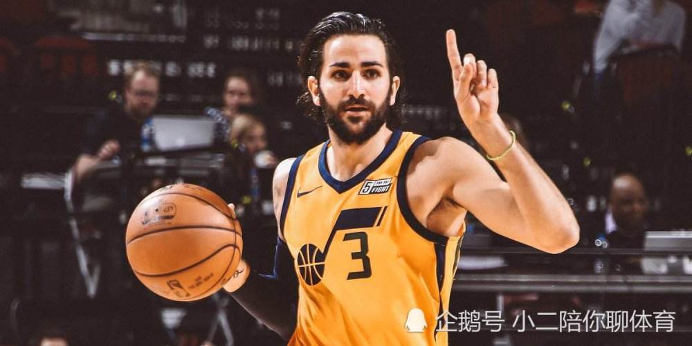 青岛队险胜热火，布克高光表现的简单介绍