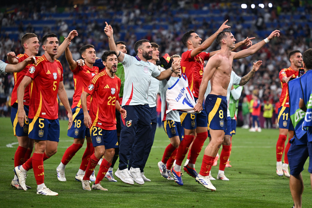 切尔西横扫皇马，蒂亚戈统治全场