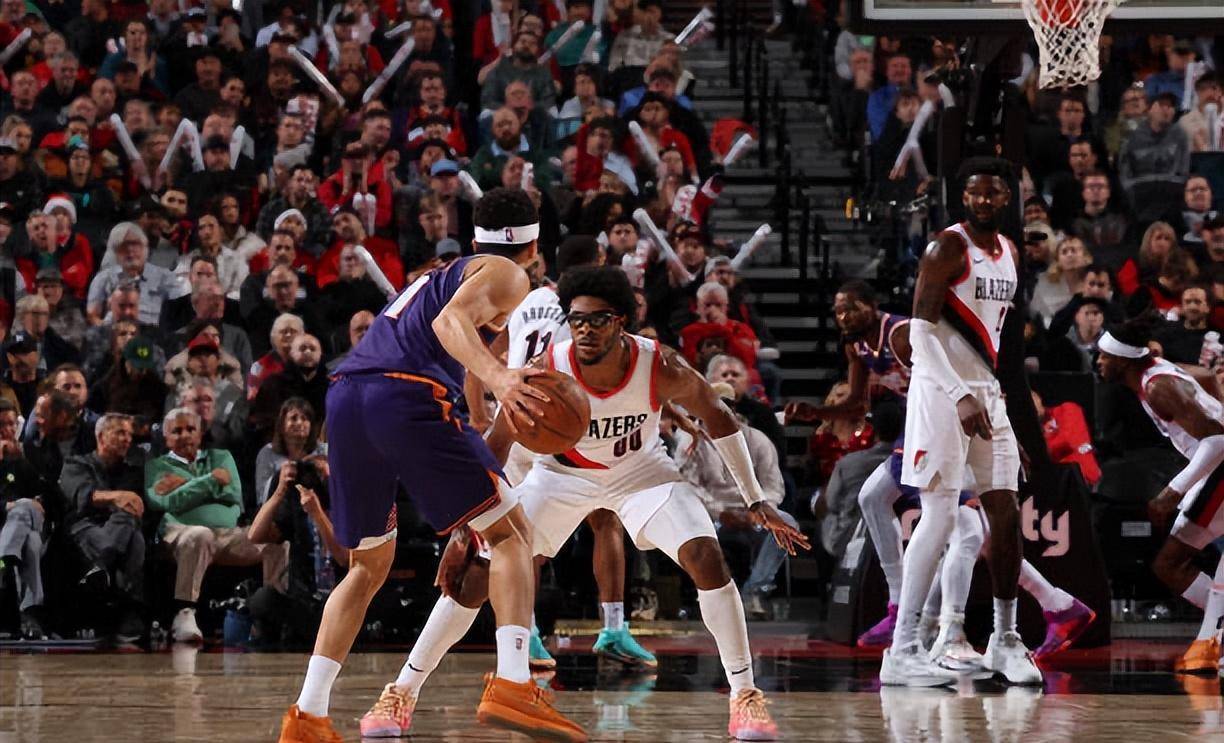 快船横扫天津队，乔治点燃赛场