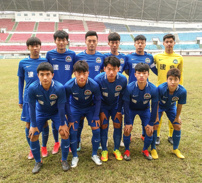 包含重庆斯威击败河南建业，全取三分！的词条