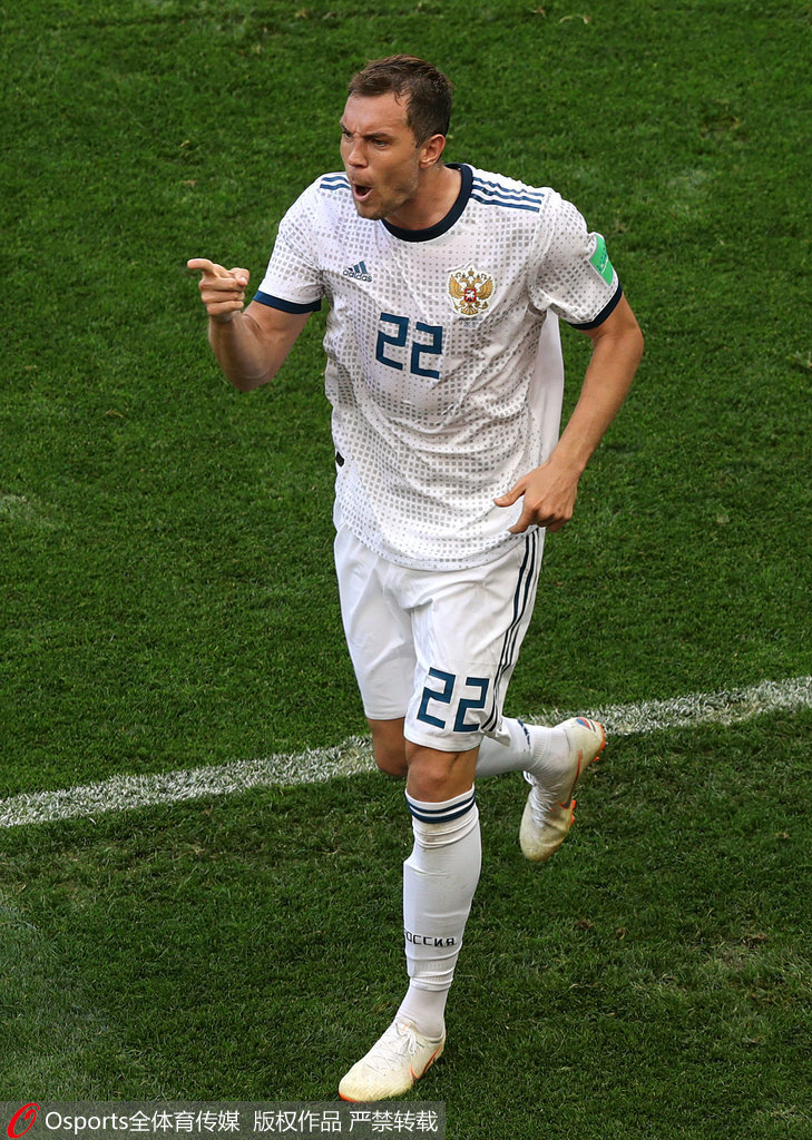 俄罗斯点球大战击败芬兰夺得晋级