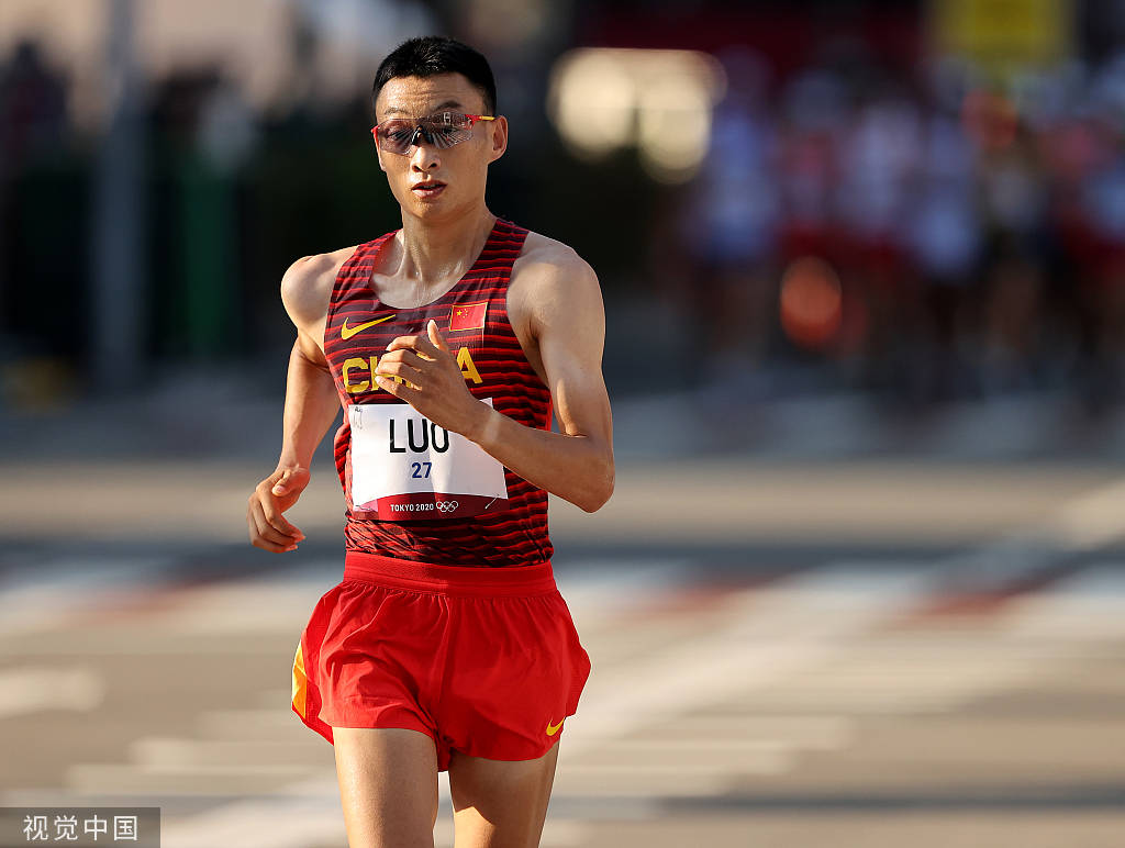 波兰运动员实现突破,夺冠成就皆因拼搏的简单介绍 波兰运动员实现突破,夺冠成就皆因拼搏的简单介绍