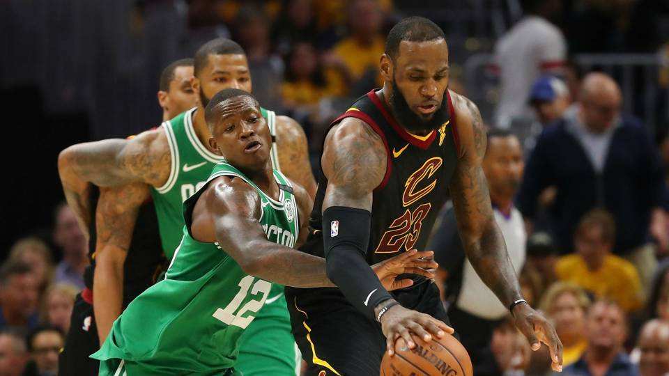 卡迪夫城后卫受伤，球队披露伤情