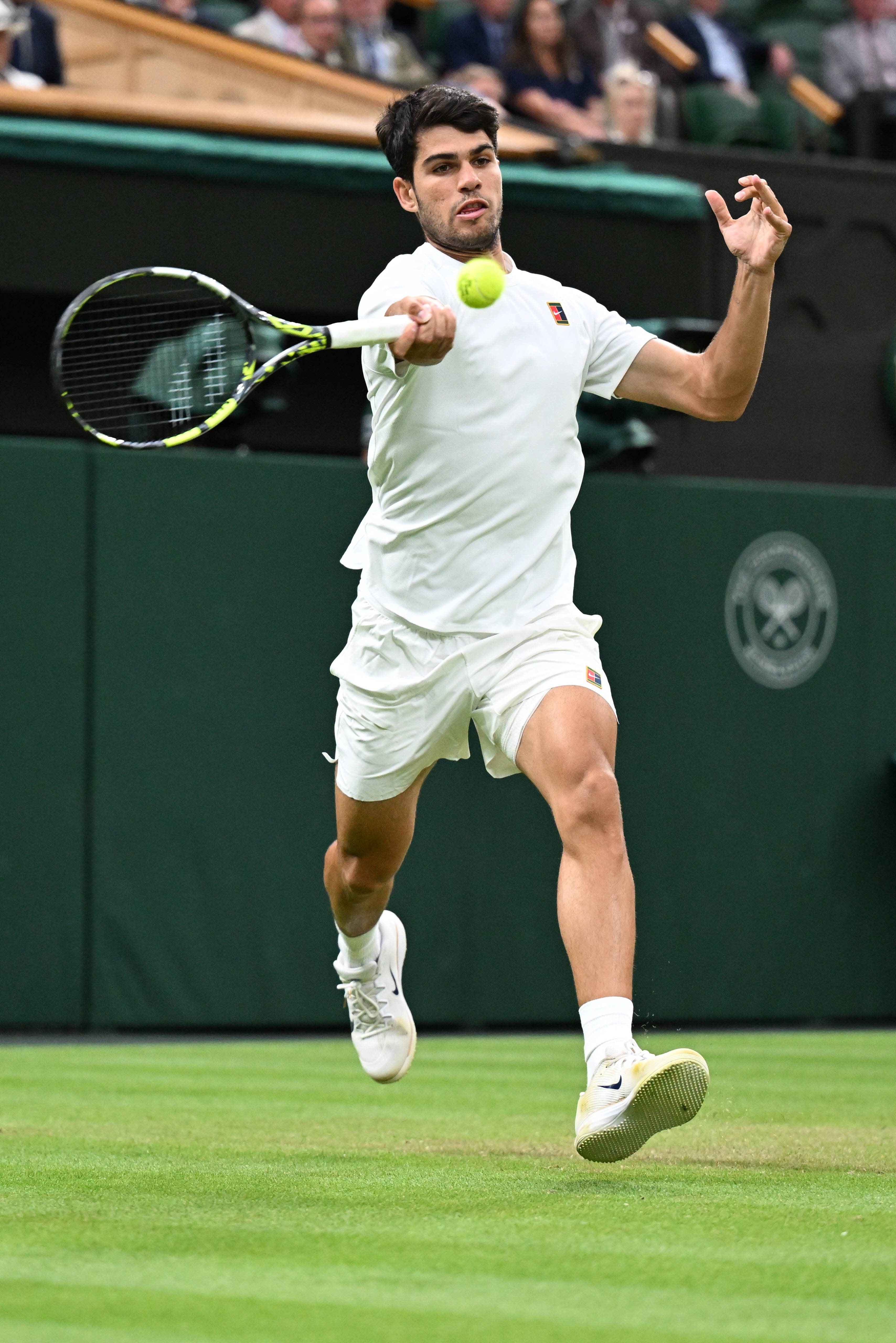 关于世界网球队逆转德国网球队，阿尔卡拉斯打破历史纪录的信息