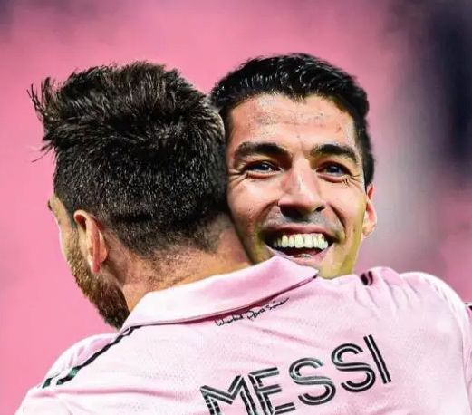 法国翻盘荷兰，苏亚雷斯惊艳世界