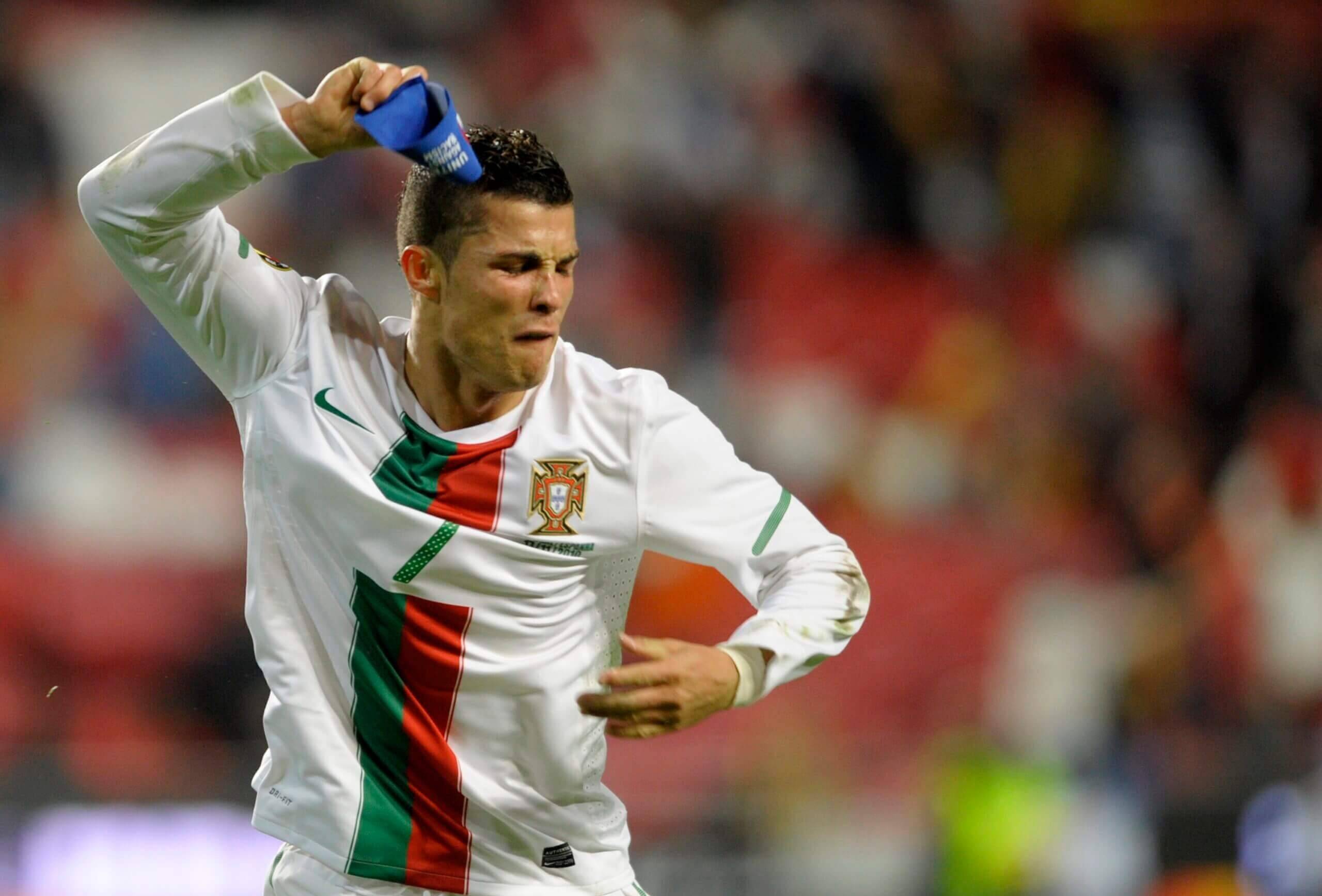 关于巴黎强势丹麦,C罗高光表现的信息 关于巴黎强势丹麦,C罗高光表现的信息