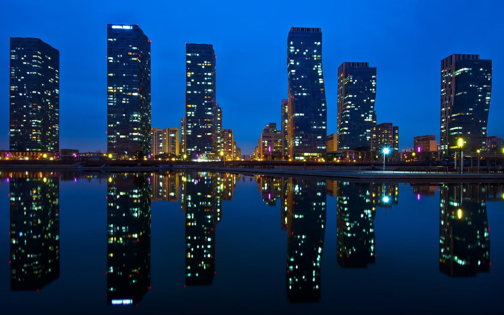 掘金战术压制爵士,当团队齿轮咬合时,西亚卡姆如何成为扛起全队的唯一支点