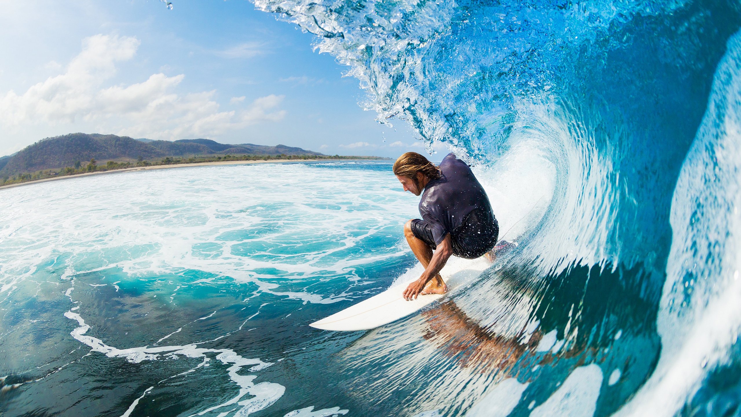 哈利伯顿闪耀全场，76人上演惊天逆转，团队协作铸就胜利